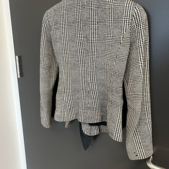 Armani size 40 (6) vintage large wrap bow blazer - Picture 5 of 13